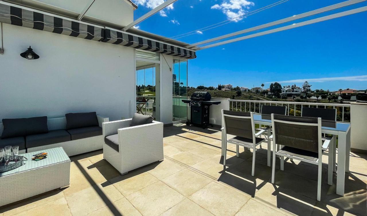Atico Las Palmeras Golf And Sea Velez Malaga Eksteriør billede